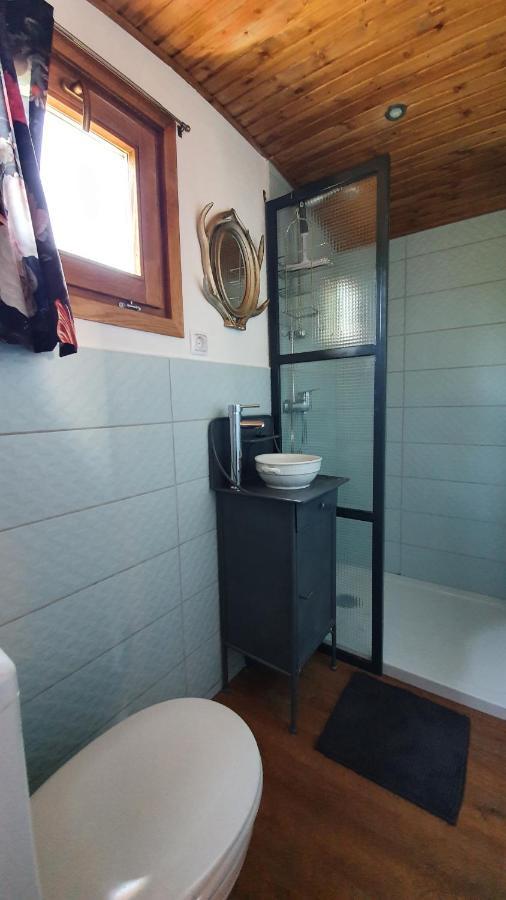 Tisza White House Bed & Breakfast Tiszaszolos Екстериор снимка
