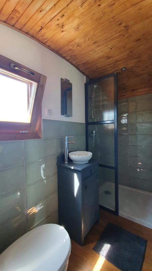 Tisza White House Bed & Breakfast Tiszaszolos Екстериор снимка